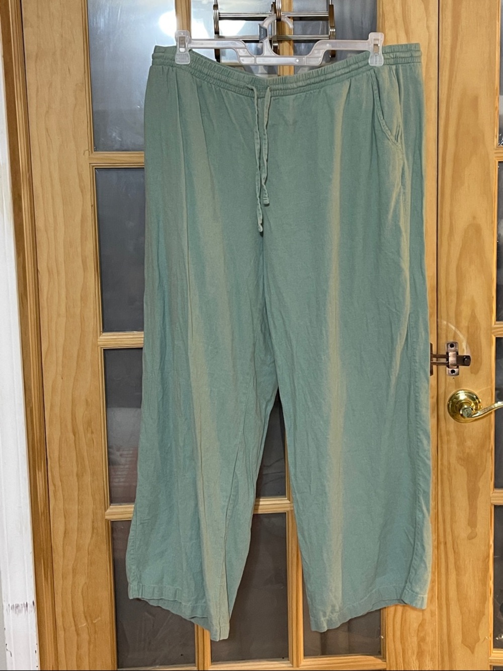 184. GAP Women’s Sage Green Drawstring  Wide Leg Pants